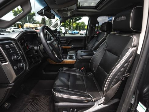 Used 2019 Chevrolet Silverado 3500 High Country AWD/4WD image 28