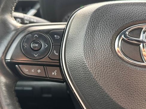 Used 2020 Toyota Corolla SE image 19