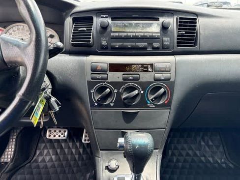 Used 2005 Toyota Corolla FWD image 18