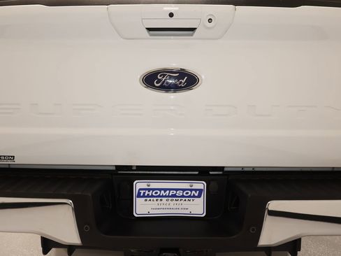 Used 2024 Ford F350 Lariat image 38