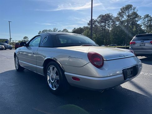 Used 2004 Ford Thunderbird RWD image 6