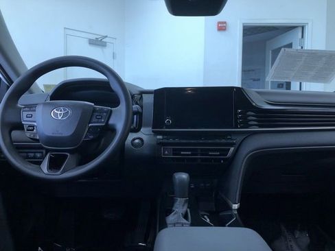 Used 2026 Toyota Camry LE FWD image 18