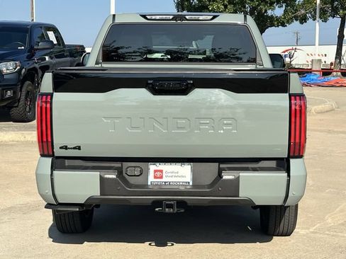 Used 2025 Toyota Tundra Platinum AWD/4WD image 4