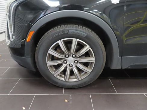 Used 2019 Cadillac XT4 Sport w/ Driver Awareness Package image 13