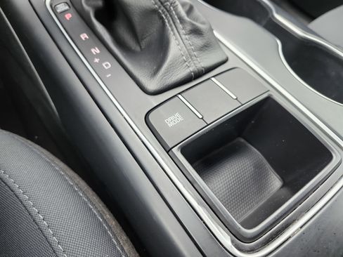 Used 2019 Kia Sorento L FWD image 8
