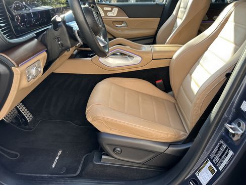 Certified 2024 Mercedes-Benz GLS 450 4MATIC image 22