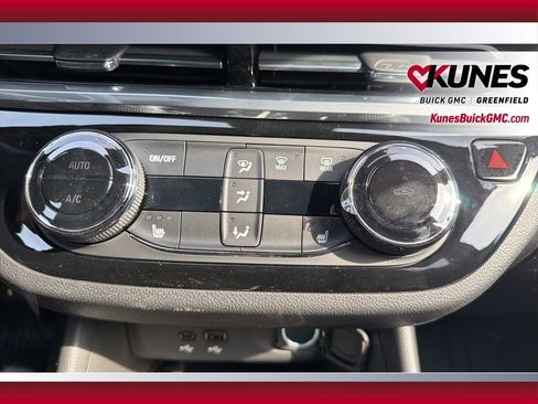 New 2026 Buick Envista Sport Touring w/ Convenience I Package FWD image 30