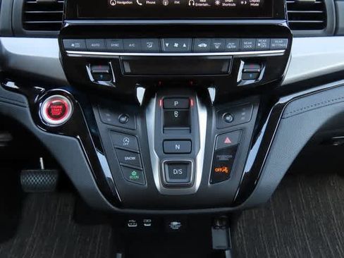 New 2026 Honda Odyssey Touring image 24