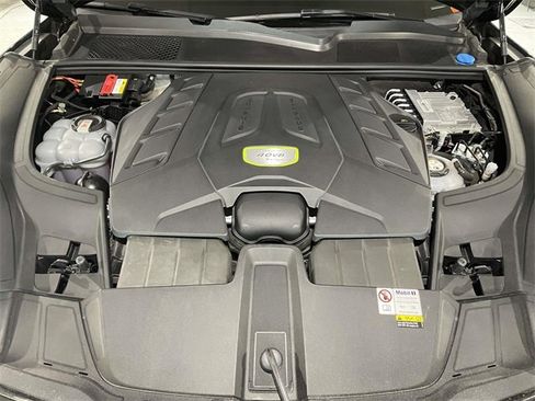 Used 2023 Porsche Cayenne Turbo S image 23