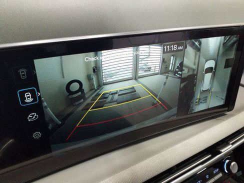 New 2026 Hyundai Tucson Limited image 9