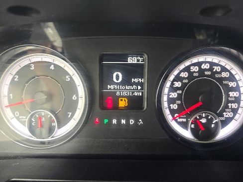 Used 2019 RAM 1500 ST w/ SXT Plus Group AWD/4WD image 7