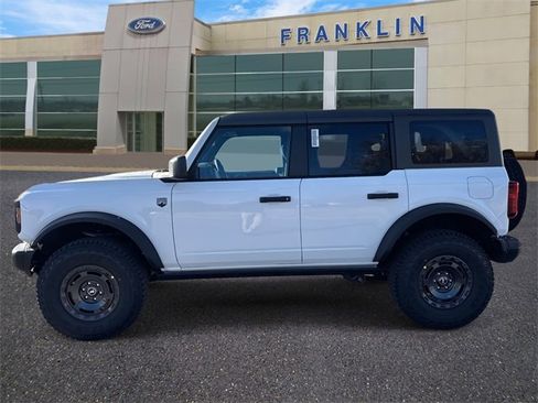 New 2025 Ford Bronco Big Bend w/ Black Diamond Package image 4