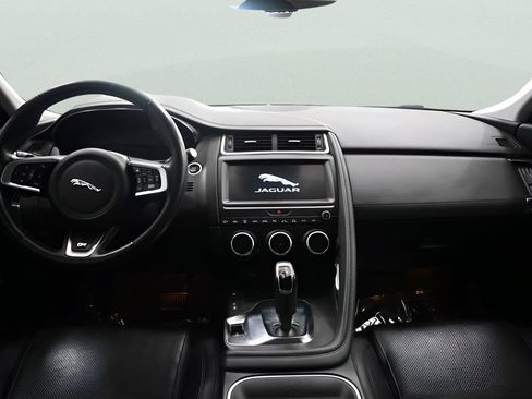 Used 2019 Jaguar E-PACE SE AWD/4WD image 13