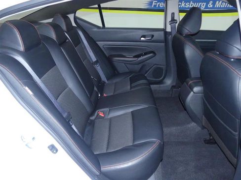 Used 2024 Nissan Altima 2.5 SR image 21