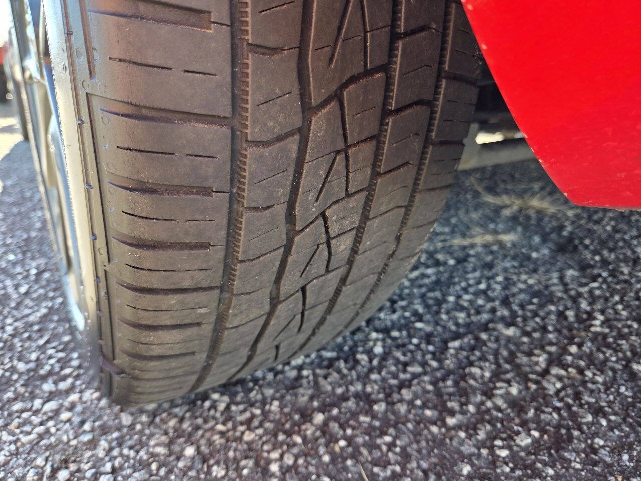Used 2014 MAZDA MX-5 Miata Club RWD image 8