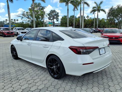 Used 2025 Honda Civic Sport image 15