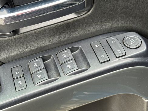 Used 2018 Chevrolet Silverado 1500 LT w/ All Star Edition image 11