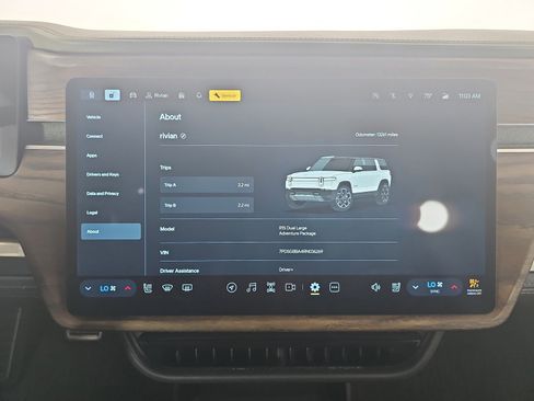 Used 2024 Rivian R1S Adventure image 28