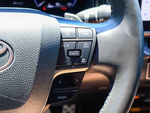 Used 2025 Toyota Camry XSE FWD image 16