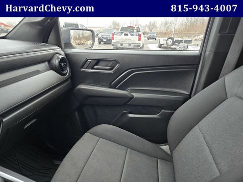 Used 2024 Chevrolet Colorado Trail Boss image 13