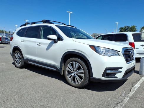 Used 2020 Subaru Ascent Limited w/ Technology Package image 3