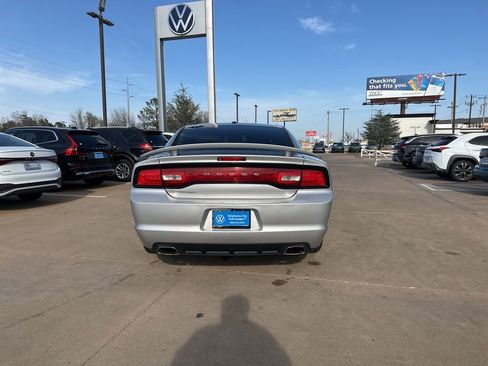 Used 2012 Dodge Charger SXT Plus image 6