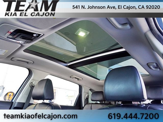 Certified 2025 Kia Sorento EX FWD image 18