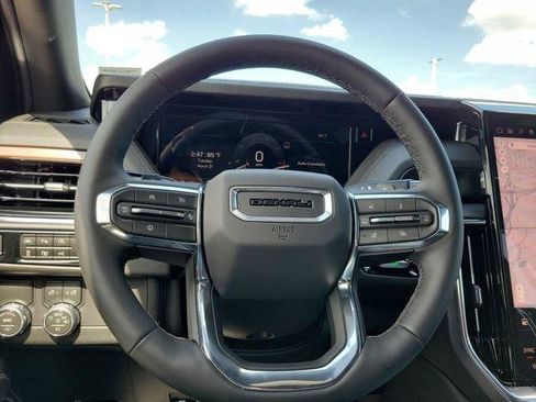 New 2026 GMC Yukon XL Denali w/ Sun & Power Step Package RWD image 17