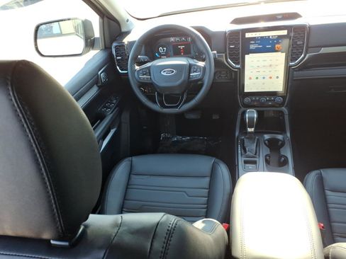 New 2026 Ford Ranger Lariat w/ Black Appearance Package image 10