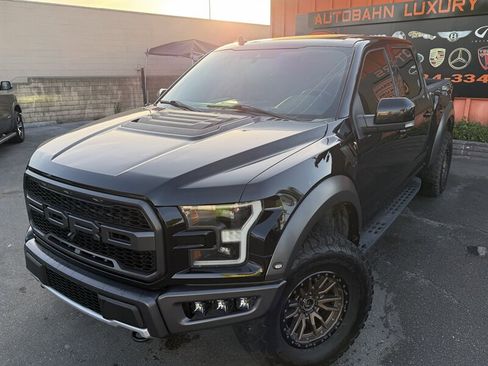 Used 2020 Ford F150 Raptor w/ Equipment Group 802A Luxury image 9