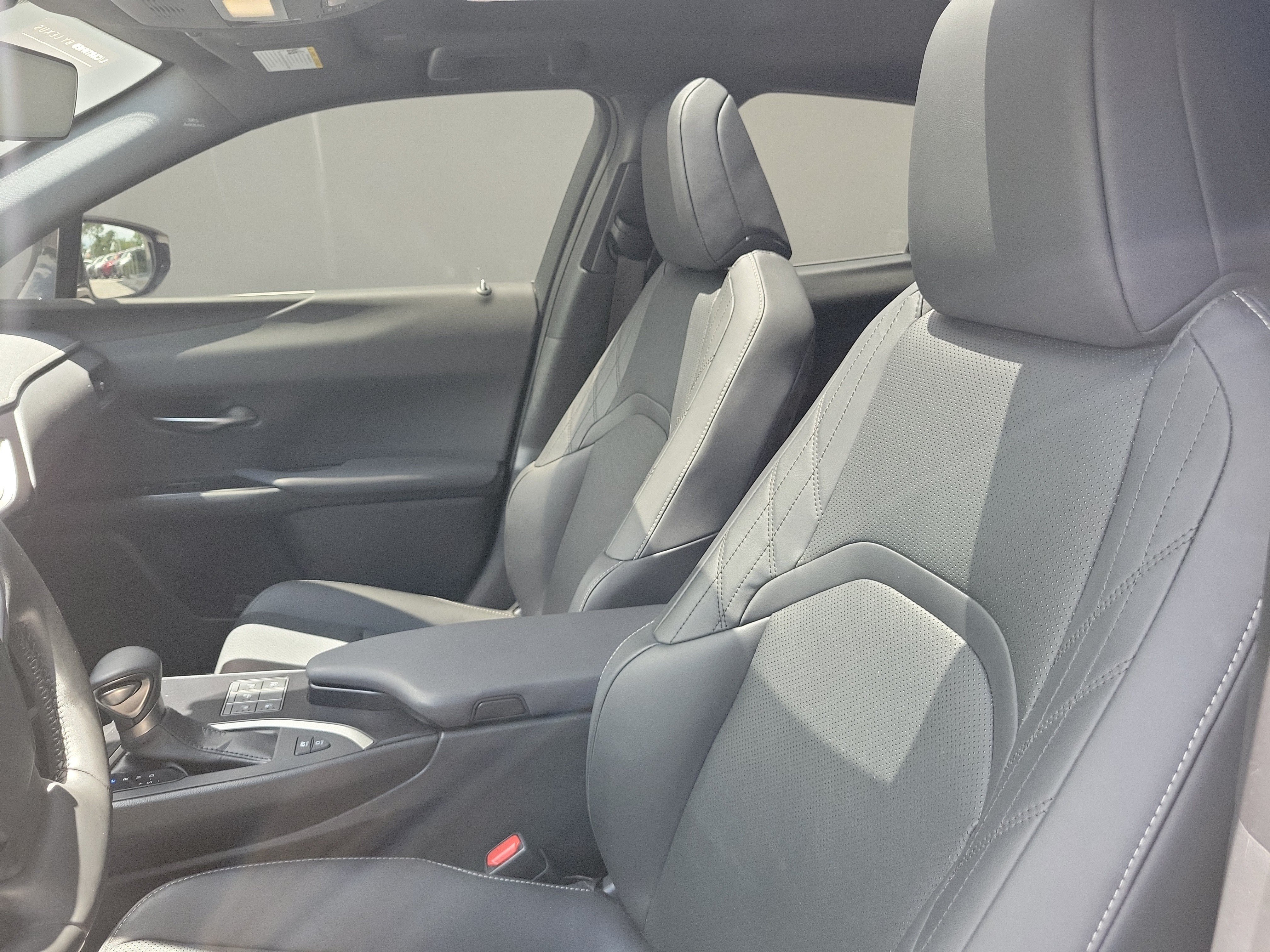 Used 2023 Lexus UX 250h FWD w/ Accessory Package (Z1) image 20