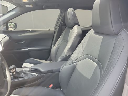 Used 2023 Lexus UX 250h FWD w/ Accessory Package (Z1) image 20