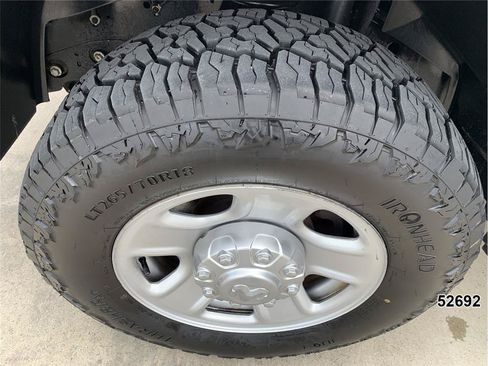 Used 2022 RAM 2500 Tradesman RWD image 19