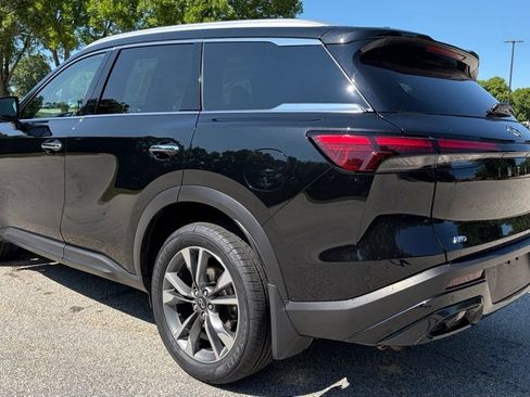 Used 2025 INFINITI QX60 Luxe w/ Vision Package AWD/4WD image 3