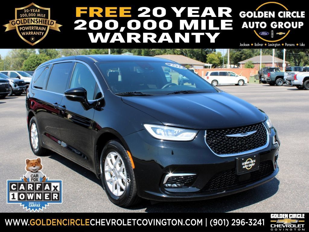 Used 2025 Chrysler Pacifica Select FWD 360° Tour