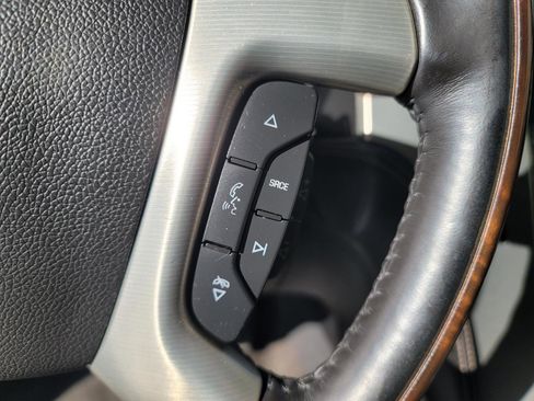 Used 2013 Cadillac Escalade Platinum image 18