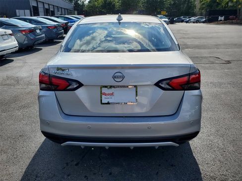 New 2025 Nissan Versa SV w/ Trunk Package image 4