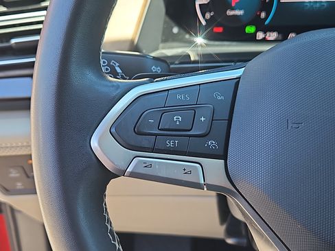 Certified 2024 Volkswagen Atlas SE w/ Panoramic Sunroof Package AWD/4WD image 20