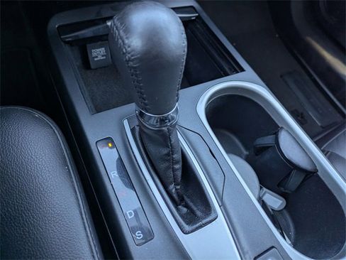 Certified 2018 Acura RDX Base image 17