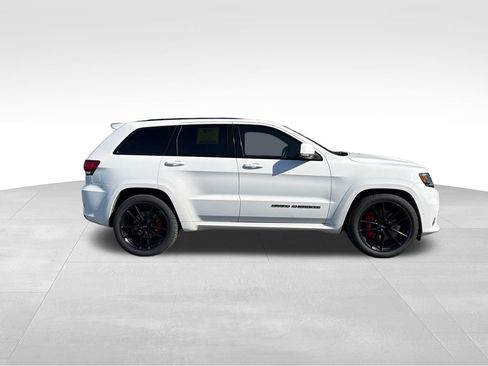 Used 2017 Jeep Grand Cherokee SRT AWD/4WD image 7
