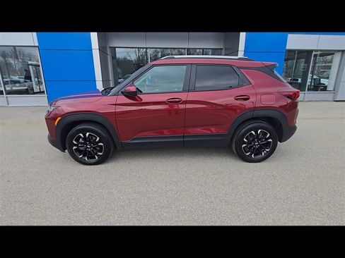 Used 2023 Chevrolet TrailBlazer LT w/ Convenience Package image 5