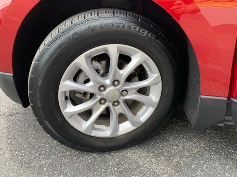 Used 2019 Chevrolet Equinox LT FWD image 8