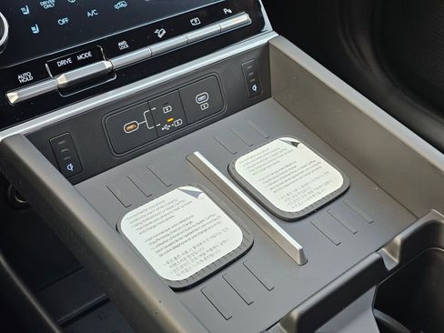 New 2026 Hyundai Santa Fe Limited image 24