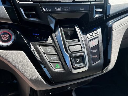 Used 2018 Honda Odyssey Elite image 29