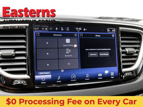 Used 2024 Chrysler Pacifica Touring-L FWD image 19