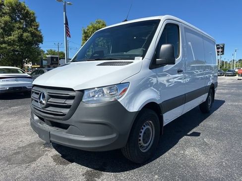 New 2025 Mercedes-Benz Sprinter 2500 image 29
