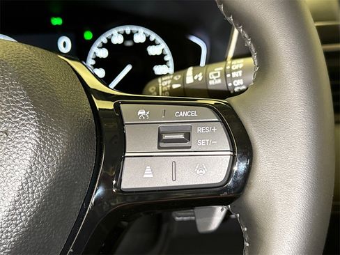 New 2025 Honda Pilot EX-L image 33