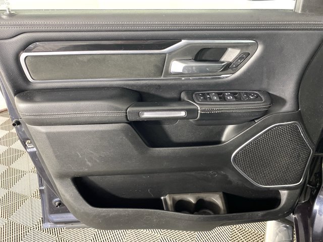 Used 2019 RAM 1500 Laramie w/ Sport Appearance Package AWD/4WD image 13