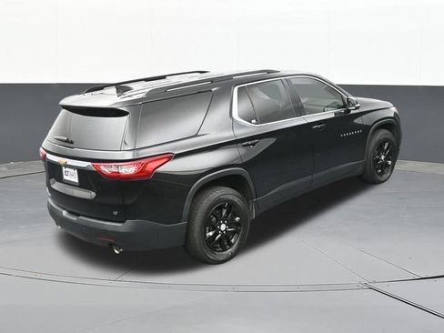 Used 2021 Chevrolet Traverse LT w/ LPO, Floor Liner Package FWD image 62