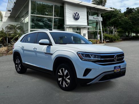 Used 2020 Volkswagen Atlas Cross Sport SE AWD/4WD image 3